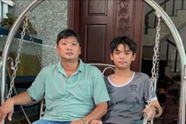 Người cha "gieo mầm" lối sống đẹp - sống xanh cho con bằng những hành động bình dị