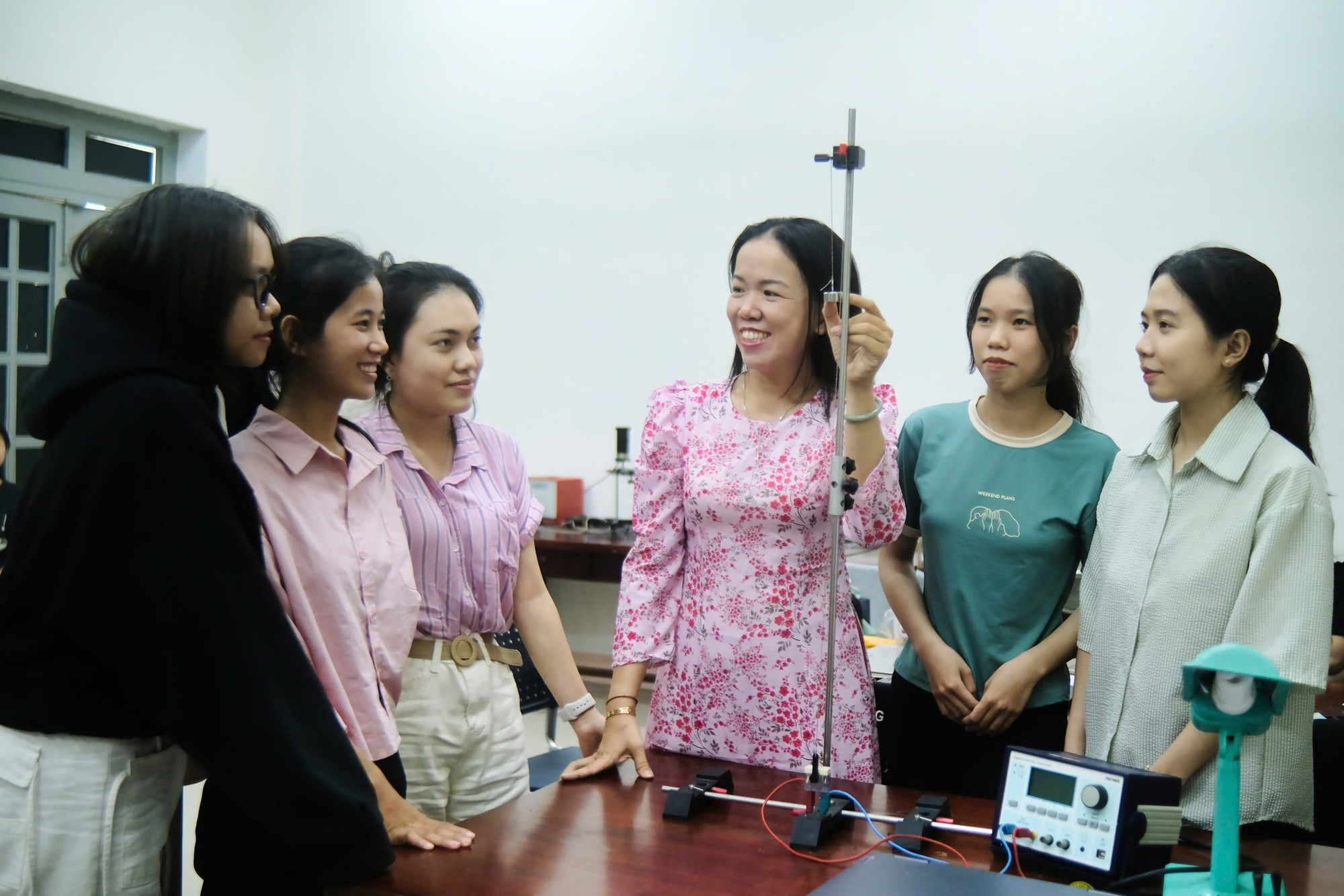 Ảnh minh họa: UED anh-3.jpg