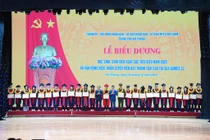 Hải Phòng biểu dương 225 học sinh, sinh viên tiêu biểu và 25 vận động viên, 16 huấn luyện viên 