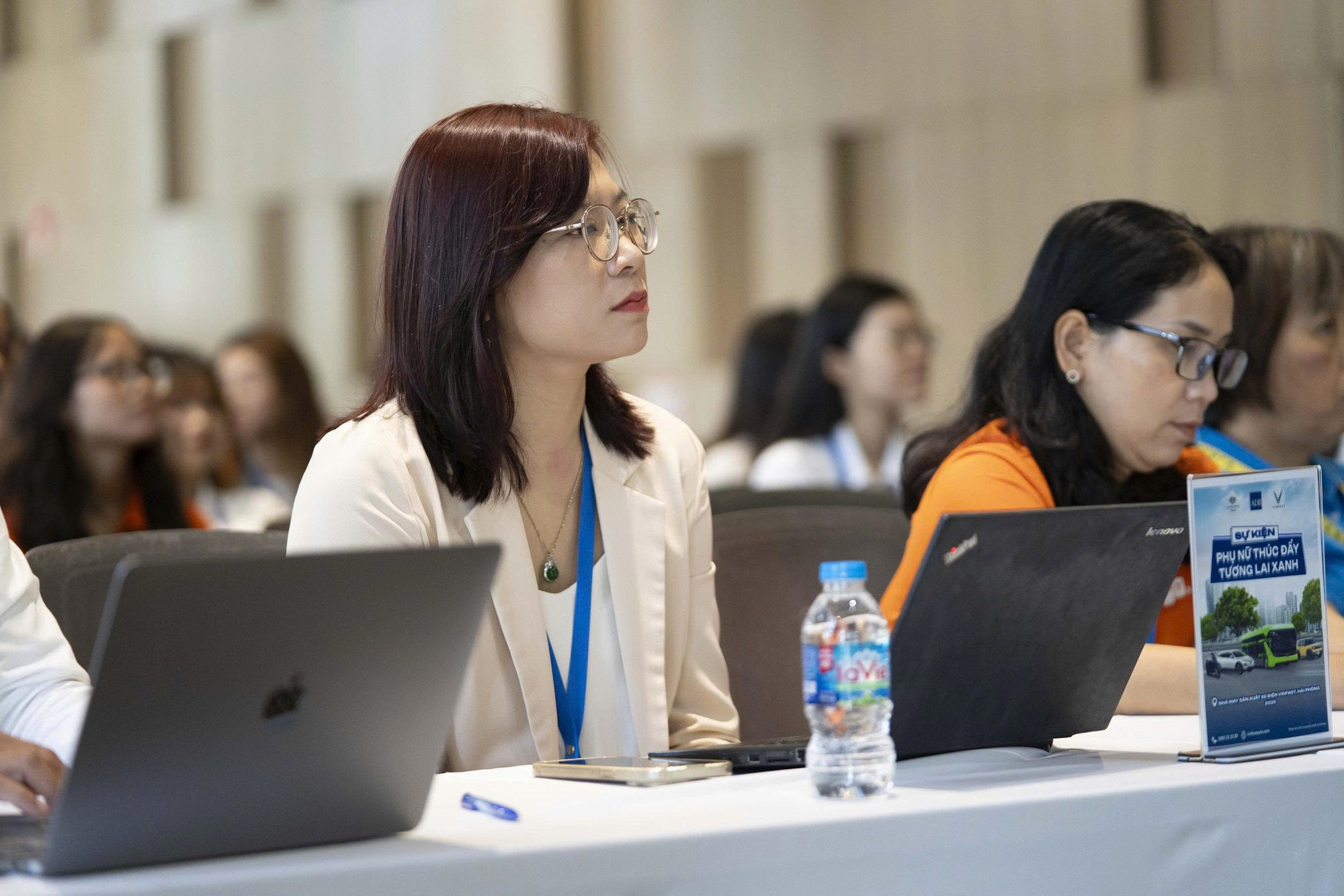 Cô Ngô Thị Thu Tình - Phó Trưởng Bộ môn, phụ trách Bộ môn Điện tử viễn thông Khoa Công nghệ thông tin, Trường Đại học Công nghệ Giao thông vận tải. co-tinh.jpg