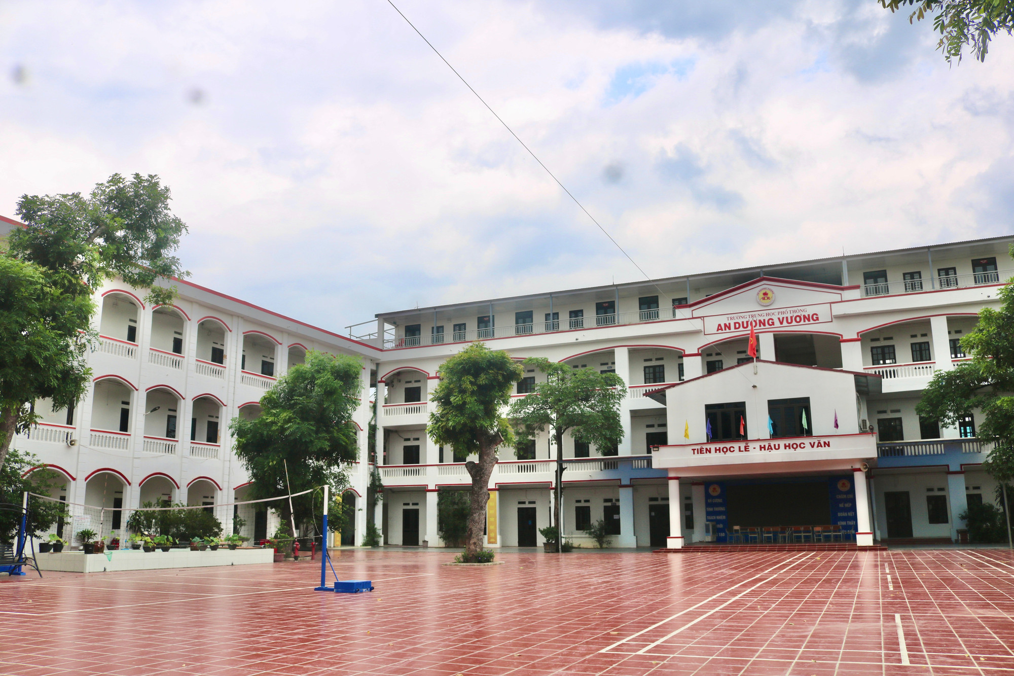 Trường Trung học phổ thông An Dương Vương. Ảnh: Doãn Nhàn img-0265.jpg