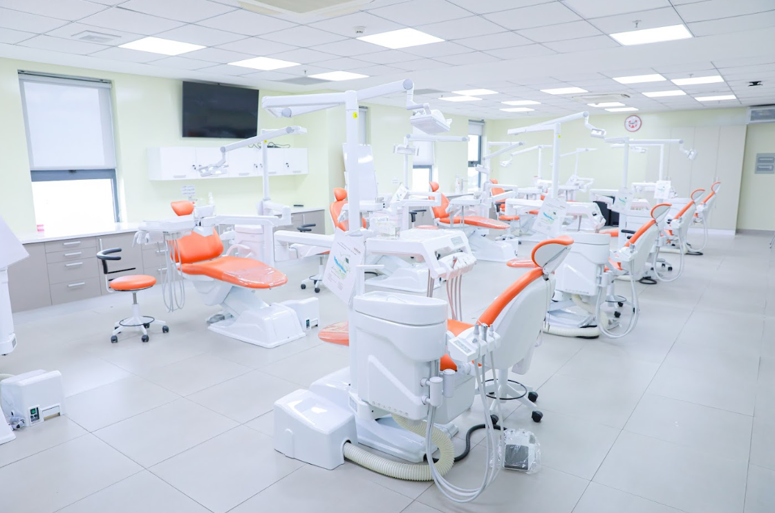 现代化设施满足教学和学习需求。