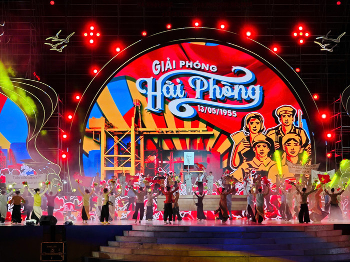 Các chương trình nghệ thuật tại lễ hội. (Ảnh: CTV) hp-le-hoi-11.jpg