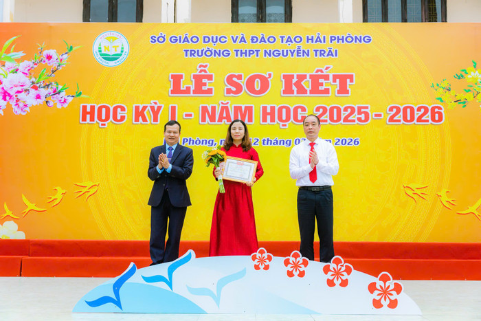 1311430094813636397-1.jpg?w=900