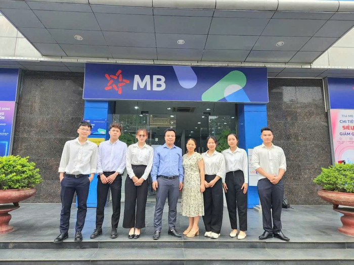 Trường Đại học Thái Bình liên kết với nhiều ngân hàng lớn mở rộng cơ hội việc làm cho sinh viên. Ảnh: NTCC tai-chinh-3.jpg