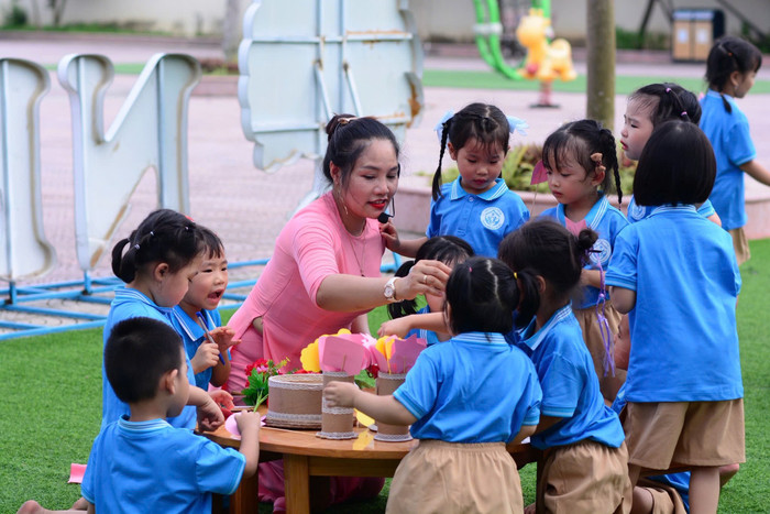 Một hoạt động của học sinh Trường mầm non Nhi Đức (phường Kiến An, Hải Phòng). Ảnh: website nhà trường 17106.jpg
