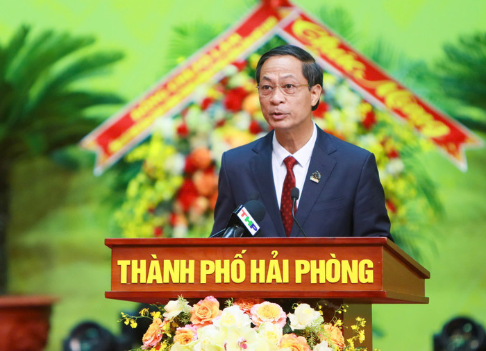Ông Đỗ Mạnh Hiến - Phó Bí thư Thường trực Thành ủy trình bày Báo cáo kiểm điểm sự lãnh đạo, chỉ đạo của Ban Chấp hành Đảng bộ thành phố nhiệm kỳ 2020-2025. do-manh-hien.jpg