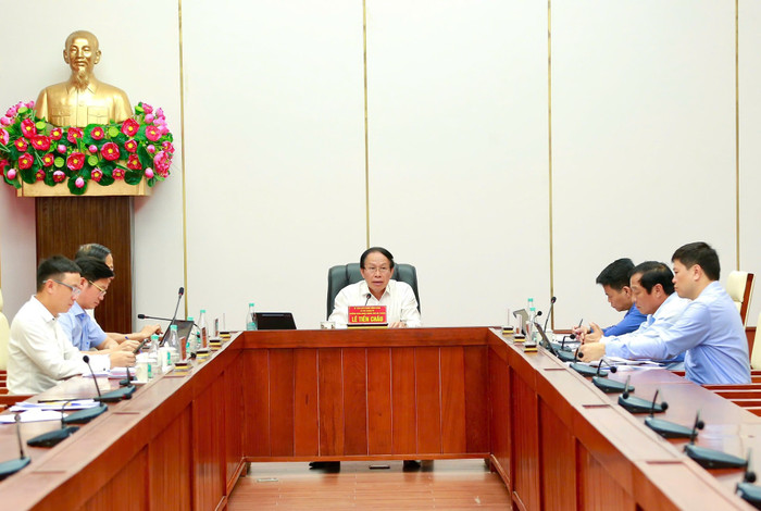 Ông Lê Tiến Châu, Ủy viên Trung ương Đảng, Bí thư Thành ủy, Trưởng Đoàn Đại biểu Quốc hội thành phố Hải Phòng chủ trì cuộc họp (Ảnh: CTV) thuong-truc-1.jpg