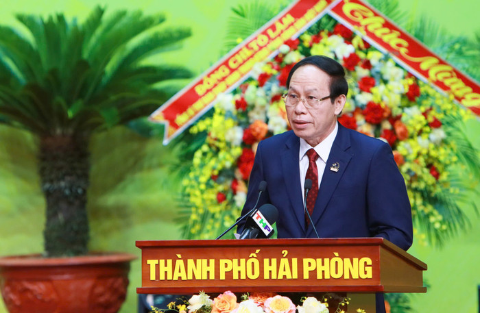 Ông Lê Tiến Châu - Bí thư Thành ủy, Trưởng đoàn Đại biểu Quốc hội thành phố Hải Phòng đọc diễn văn khai mạc đại hội (Ảnh: HP) le-tien-chau.jpg