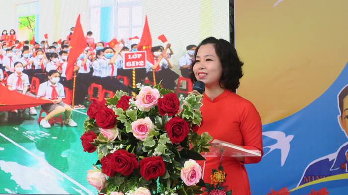 Cô Bùi Tố Nhân - Hiệu trưởng Trường Trung học cơ sở Vĩnh Niệm. Ảnh: NVCC 1756392639251.png