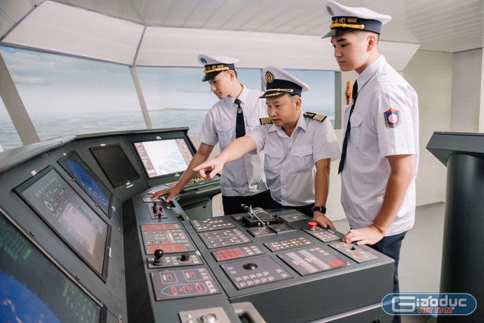 Ngày Thuyền viên Thế giới được tổ chức nhằm tôn vinh những đóng góp thầm lặng nhưng to lớn của đội ngũ thuyền viên, góp phần quan trọng vào sự phát triển kinh tế biển. (Ảnh: TK) gdvn-dhhh-2025-2.jpg