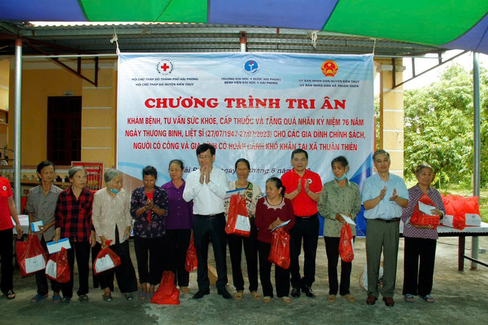 7d16afec467dcc23956c.jpg