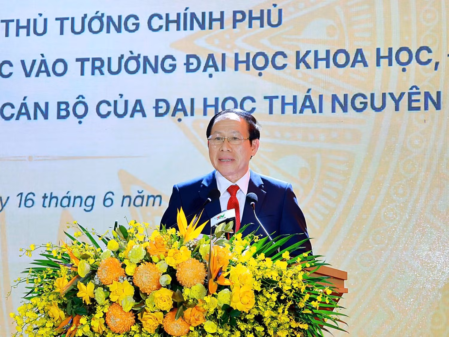 Phó Thủ tướng Chính phủ Lê Tiến Châu phát biểu chỉ đạo tại buổi lễ. Ảnh: NTCC