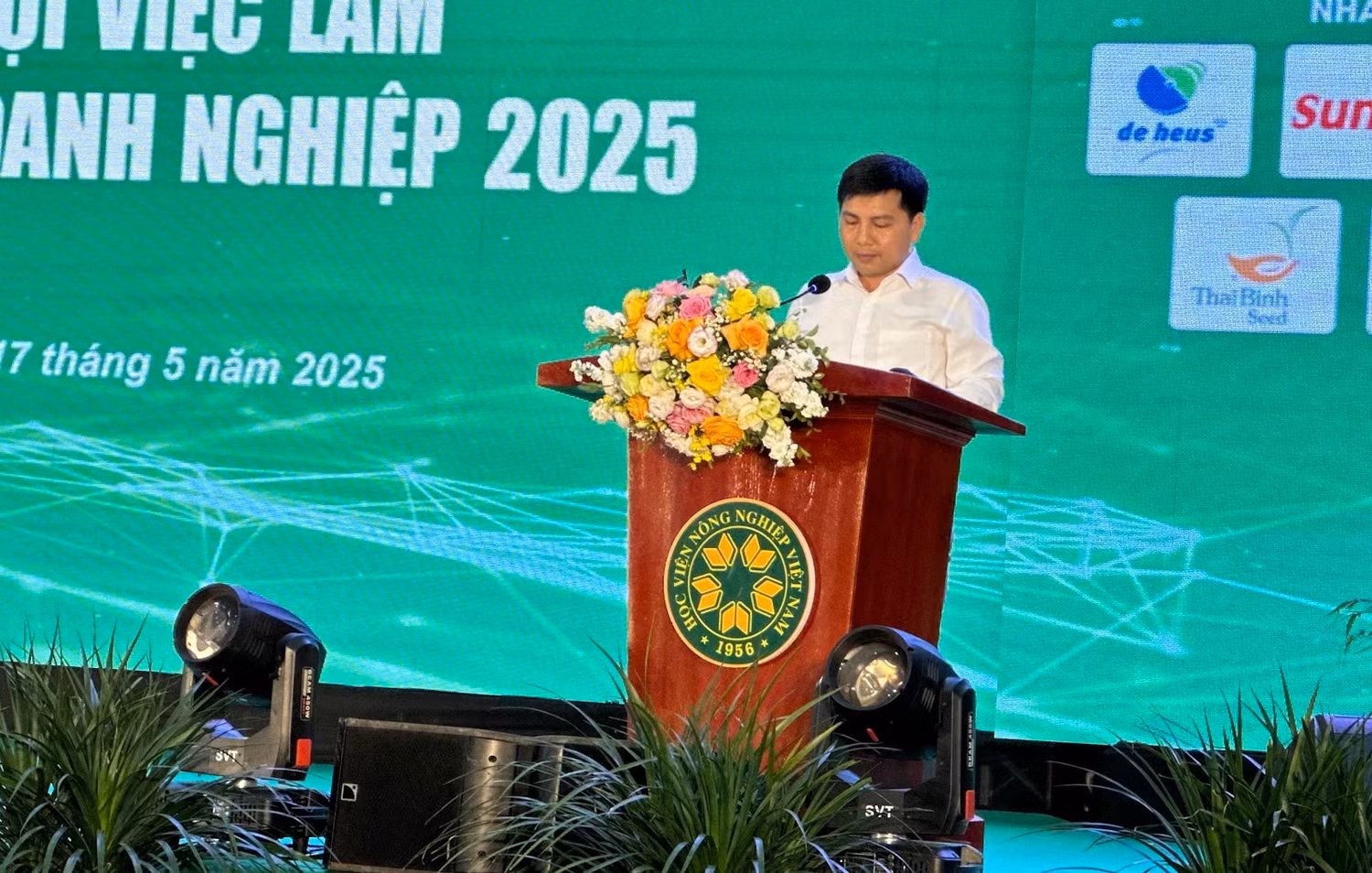 Ông Trần Xuân Hành – Giám đốc sản xuất Công ty Cổ phần Tập đoàn Đức Hạnh Marphavet chia sẻ tại sự kiện