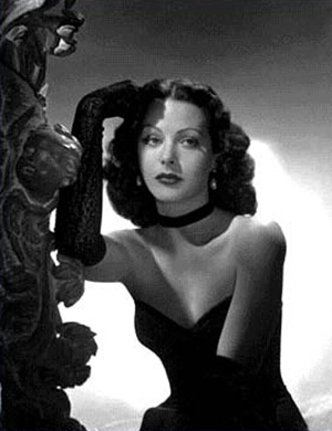 Nữ điệp viên Violette Szabo, cha người Anh, mẹ người Pháp Nữ điệp viên Violette Szabo, cha người Anh, mẹ người Pháp