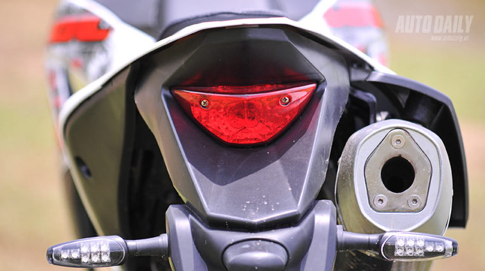 Cụm đèn hậu Cụm đèn hậu