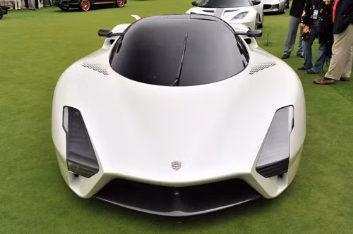 Nhà sản xuất SSC chưa đưa ra lý giải cho cái tên lạ Tuatara. Theo những thông tin ban đầu, nó được đặt theo tên một loài thằn lằn quý hiếm tại New Zeland và nhìn hình dánh bề ngoài của Tatara người ta càng có lý do để tin vào điều đó khi nhìn tổng thể, nó như một con thằn lằn nằm chực thè chiếc lưỡi dài của mình ra để săn mồi.