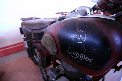 Thêm một chiếc Koehler, hiệu Escoffier sản xuất năm 1936.