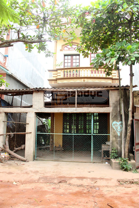 Căn nhà nơi hung thủ Lê Văn Luyện sinh ra và lớn lên. Căn nhà nơi hung thủ Lê Văn Luyện sinh ra và lớn lên.