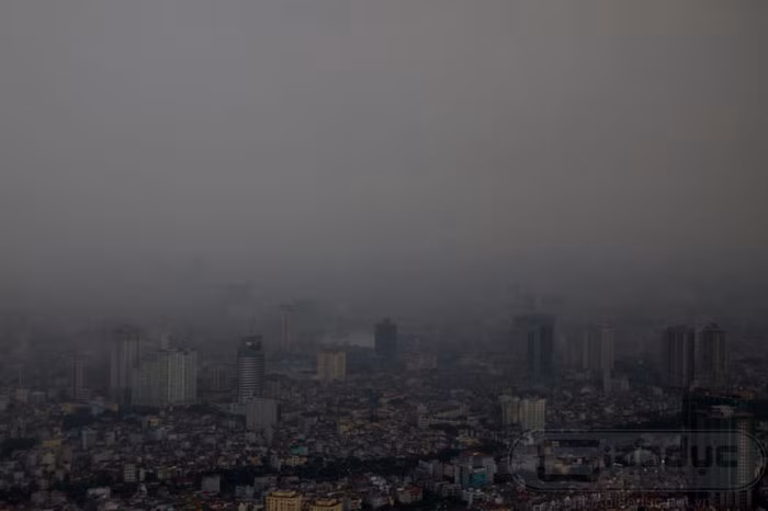 Mưa bắt đầu lác đác Mưa bắt đầu lác đác