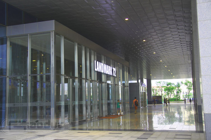 Tòa tháp 72 tầng với hệ thống trang bị hết sức hiện đại