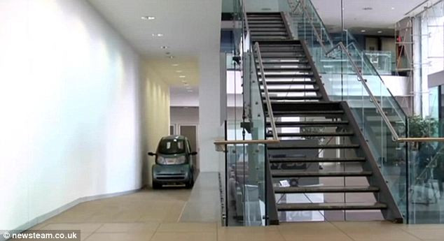 Mẫu xe này sẽ chào hàng khắp thị trường châu Âu vào đầu năm 2013 với giá bán dự tính là 5,600 USD. Mẫu xe này sẽ chào hàng khắp thị trường châu Âu vào đầu năm 2013 với giá bán dự tính là 5,600 USD.