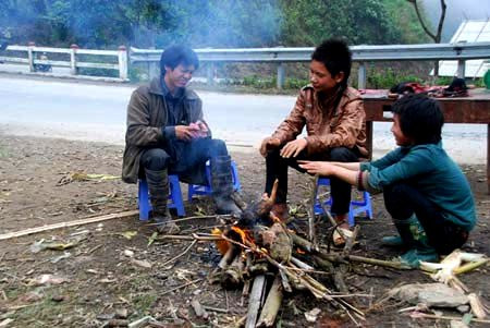 Các tỉnh miền núi phía Bắc hôm nay nhiệt độ giảm xuống có nơi còn 13 độ. (Ảnh minh họa) Các tỉnh miền núi phía Bắc hôm nay nhiệt độ giảm xuống có nơi còn 13 độ. (Ảnh minh họa)