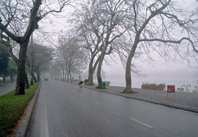 Hà Nội hôm nay tiếp tục trạng thái mưa phùn và có sương mù.