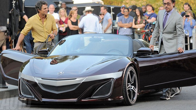 Chiếc siêu xe Acura tại công viên Central Park... Chiếc siêu xe Acura tại công viên Central Park...