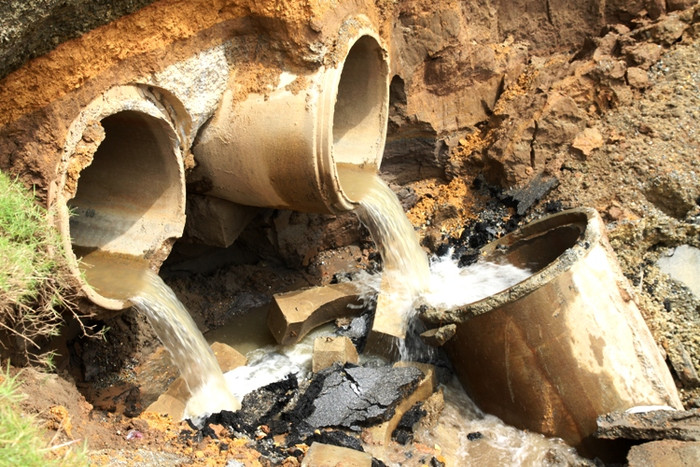 Tuy nhiên, mối lo ngại lớn nhất hiện nay đối với các đơn vị thi công khắc phục sự cố là thời tiết có mưa. Tuy nhiên, mối lo ngại lớn nhất hiện nay đối với các đơn vị thi công khắc phục sự cố là thời tiết có mưa.