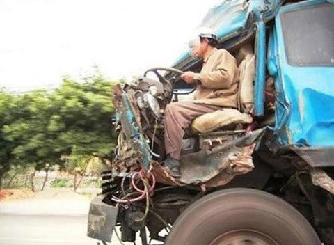 Hơi tàn tạ một chút nhưng vẫn chạy tốt