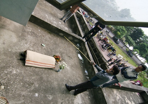 Hiện trường vụ tai nạn thương tâm.