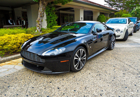Aston Martin V12 Vantage. Aston Martin V12 Vantage.