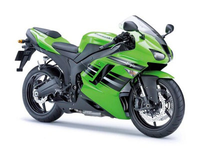 Đứng thứ 7 trong số 10 chiếc mô tô nhanh nhất hiện nay là Kawasaki Ninja ZX-11/ZZ-R1100. Xe được sản xuất từ năm 1990 tới 2001 và giữ kỷ lục chiếc xe nhanh nhất thế giới trong hơn một thập kỷ với vận tốc tối đa lên tới 283 km/h. Đứng thứ 7 trong số 10 chiếc mô tô nhanh nhất hiện nay là Kawasaki Ninja ZX-11/ZZ-R1100. Xe được sản xuất từ năm 1990 tới 2001 và giữ kỷ lục chiếc xe nhanh nhất thế giới trong hơn một thập kỷ với vận tốc tối đa lên tới 283 km/h.