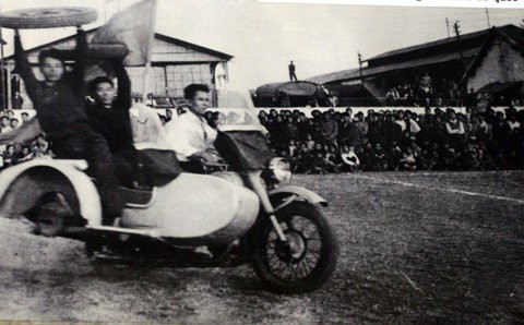 Biểu diễn đi sidecar "hai bánh"