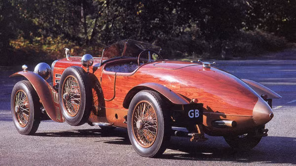 Thân của chiếc Hispano-Suiza nặng 73 kg làm từ gỗ tulip do Nieuport, một công ty hàng không của Pháp sản xuất.