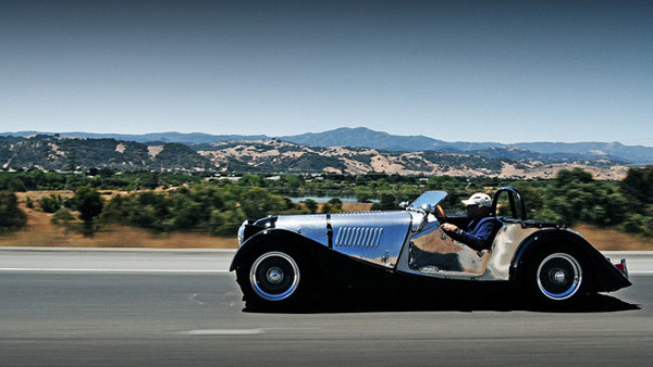 Morgan, hãng xe hơi Anh quốc chuyên sản xuất những mẫu xe có thân được làm từ gỗ Morgan, hãng xe hơi Anh quốc chuyên sản xuất những mẫu xe có thân được làm từ gỗ