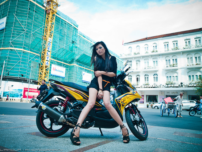 Nhờ ứng dụng những công nghệ tân tiến đã giúp Nouvo luôn khẳng định vị thế dẫn đầu của mình trong thị trường xe ga thể thao cao cấp tại Việt Nam. Nhờ ứng dụng những công nghệ tân tiến đã giúp Nouvo luôn khẳng định vị thế dẫn đầu của mình trong thị trường xe ga thể thao cao cấp tại Việt Nam.