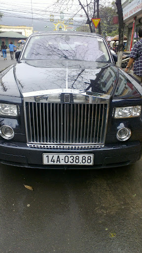 Rolls-Royce Phantom màu xanh cửu long biển kiểm soát 14A-03888