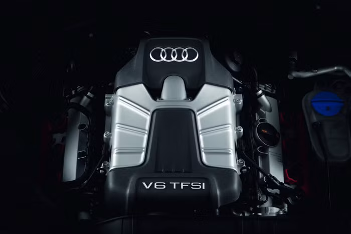 Ngoài ra, Audi đã thay thế động cơ V6, dung tích 3,2 lít trên phiên bản cũ bằng loại V6, tăng áp, dung tích 3.0 lít mới. Nhờ đó, xe có sức mạnh lớn hơn mà vẫn tiết kiệm nhiên liệu và cắt giảm lượng khí thải. Ngoài ra, Audi đã thay thế động cơ V6, dung tích 3,2 lít trên phiên bản cũ bằng loại V6, tăng áp, dung tích 3.0 lít mới. Nhờ đó, xe có sức mạnh lớn hơn mà vẫn tiết kiệm nhiên liệu và cắt giảm lượng khí thải.