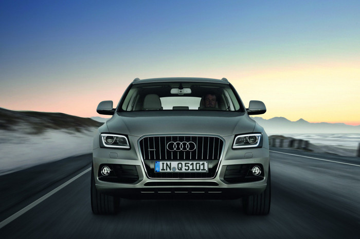 Thay đổi lớn nhất của Audi Q5 phiên bản nâng cấp nằm bên dưới nắp capô với động cơ mới và hệ thống hybrid bổ sung.