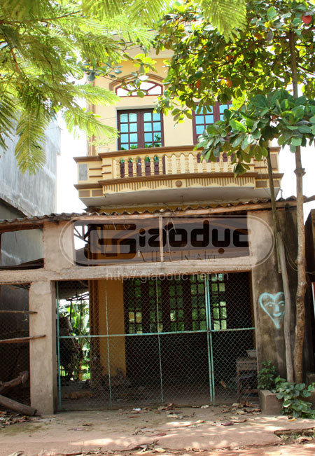 Căn nhà của bà Lê Thị Thơm luôn đóng kín và không có ai ở từ khi phát huyện ra Luyện liên quan tới vụ án.