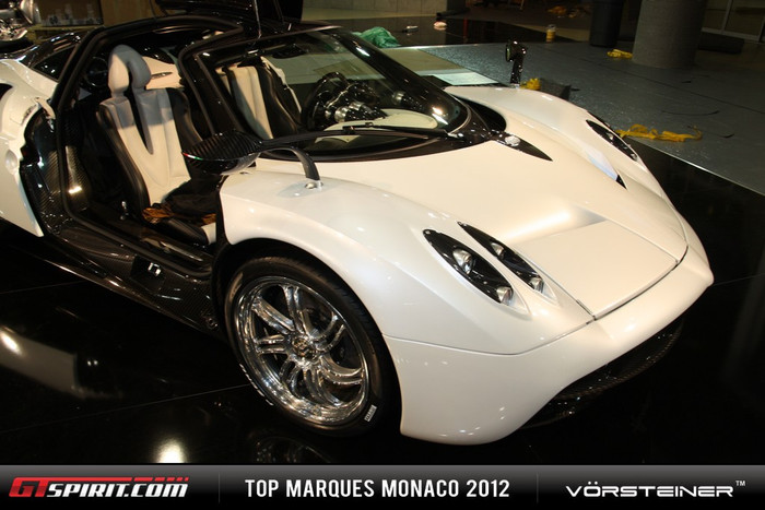 Pagani Huayra White Edition