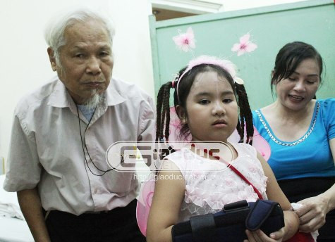 Sinh nhật đặc biệt của bé Bích và ước muốn rơi nước mắt, Tin tức, Eva tám, tham sat tiem vang, le van luyen, chau bich, sinh nhat lan thu 9, tiem vang bac giang, ngoc bich
