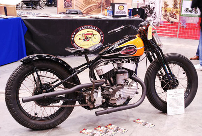 Được gọi với cái tên 1948 do thiết kế của khung và đuôi xe, Theo người quản lý của chiếc xe này tại Bảo tàng xe máy quốc gia, cấu hình của chiếc xe này bị coi là “phạm luật” trong giới đua xe lúc bấy giờ bởi sực mạnh của nó quá lớn.