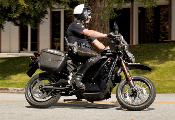 Siêu mô tô chạy điện sẽ được trang bị ho cảnh sát Mỹ trong tương lai? Siêu mô tô chạy điện sẽ được trang bị ho cảnh sát Mỹ trong tương lai?