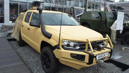 Xe bán tải “off-road” Amarok M do hãng Rheinmetall Defence (Đức) thiết kế sản xuất. Xe trang bị động cơ 90-132kW, hộp số tự động 8 cấp hoặc hộp số cơ khí 6 cấp, hệ dẫn 4 bánh chủ động. Xe bán tải “off-road” Amarok M do hãng Rheinmetall Defence (Đức) thiết kế sản xuất. Xe trang bị động cơ 90-132kW, hộp số tự động 8 cấp hoặc hộp số cơ khí 6 cấp, hệ dẫn 4 bánh chủ động.