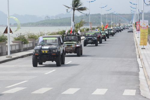 Trào lưu chơi off-road thực chất mới chỉ nở rộ tại nước ta vào khoảng 5 năm trở lại đây. Trào lưu chơi off-road thực chất mới chỉ nở rộ tại nước ta vào khoảng 5 năm trở lại đây.