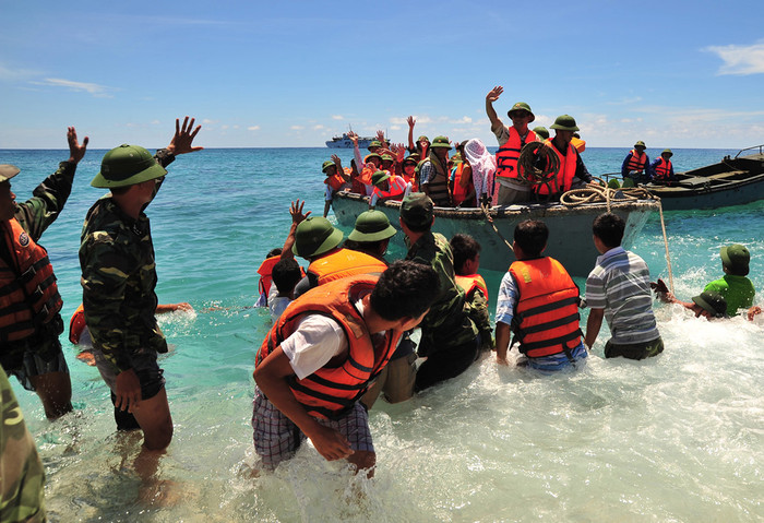 Lưu luyến phút chia tay