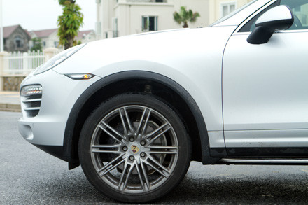 Đây là mẫu xe mới thứ hai kể từ đầu năm nay của Porsche Việt Nam, sau Panamera. Đây là mẫu xe mới thứ hai kể từ đầu năm nay của Porsche Việt Nam, sau Panamera.